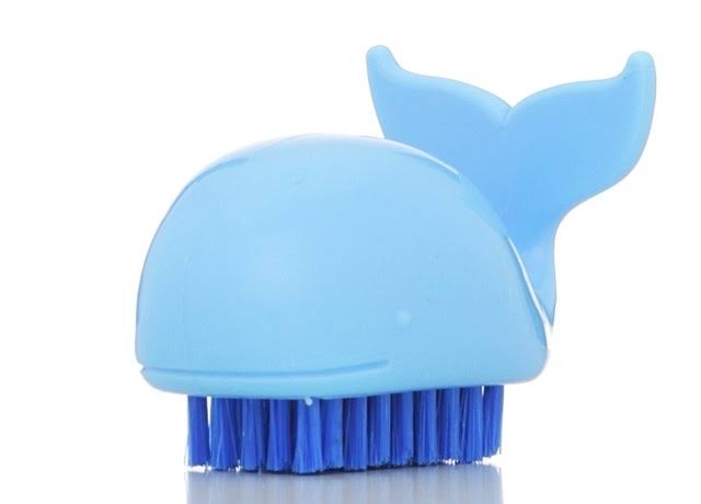 2 Pieces Small Whale Shaped Clothes Brush, Whale Brush Washing